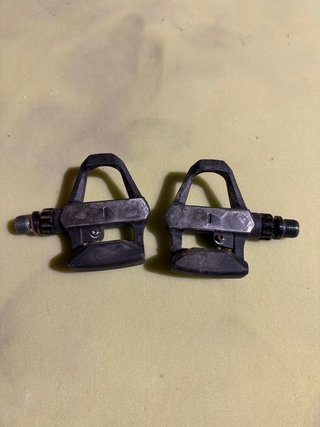 Pedales automáticos de carretera Decathlon