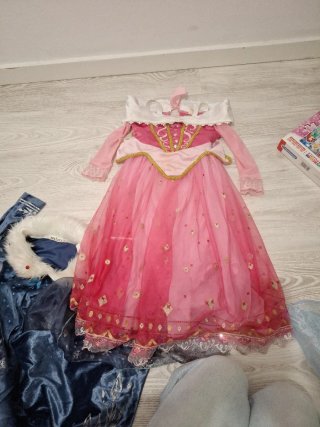 Disfraces princesas Disney    TALLA 1.20CM