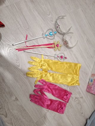 Disfraces princesas Disney    TALLA 1.20CM
