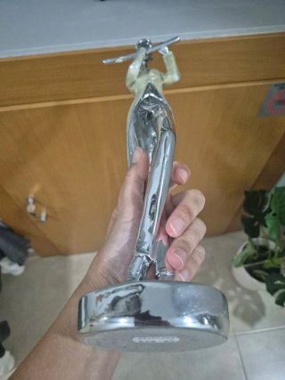 Figura de músico tocando la flauta