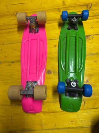 2 Patinetes Infantiles (Rosa y Verde)