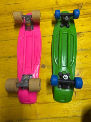 2 Patinetes Infantiles (Rosa y Verde)