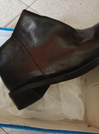 Botines de piel negros