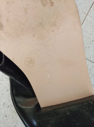 Botines de piel negros