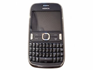 Nokia Asha 302 con caja y teclado QWERTY