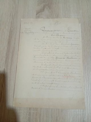 Documento antico manoscritto