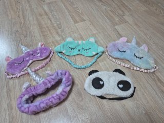 Lote de 4 Antifaces y 1 Bandana
