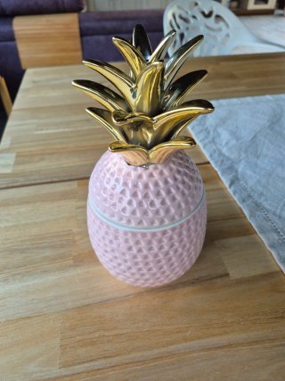 Figura Decorativa Piña Rosa y Dorada