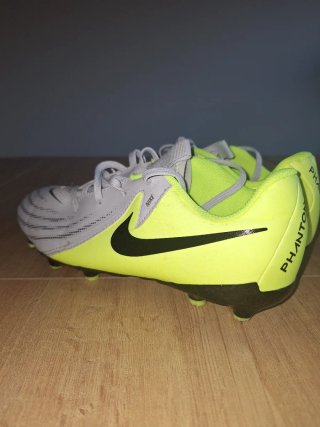 Botas de fútbol Nike Phantom
