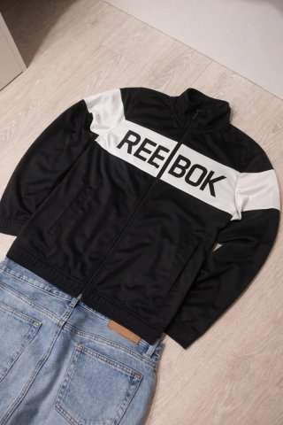 Chaqueta Reebok Negra y Blanca Talla M