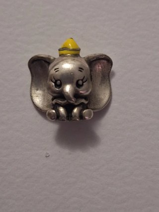 Charm Dumbo