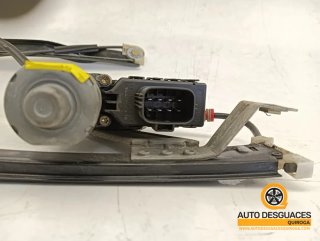 Elevalunas delantero derecho Ford Mondeo Berlina