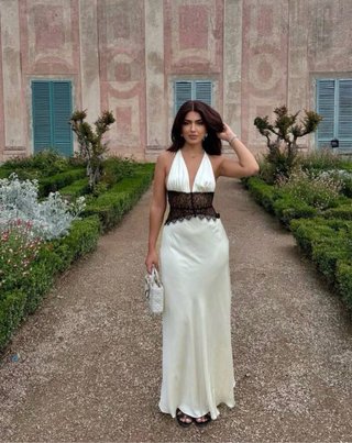 Vestido de gala largo con encaje