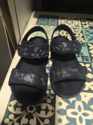 Chanclas niño camuflaje azul