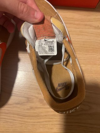 Nike Marrón y Naranja Zapatillas
