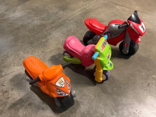 Motos correpasillos infantiles (3 unidades)