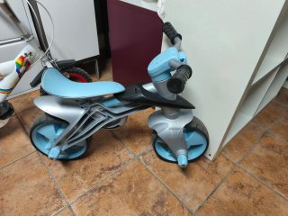 Bicicleta infantil y casco