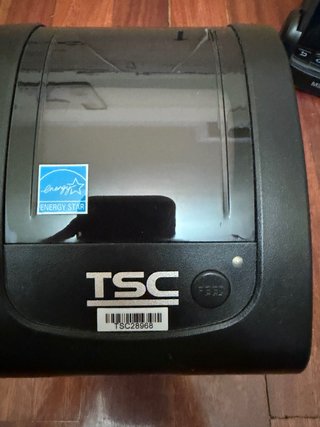 Impresora Térmica de Etiquetas TSC DA210
