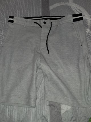 Bermuda Zara gris hombre Talla L