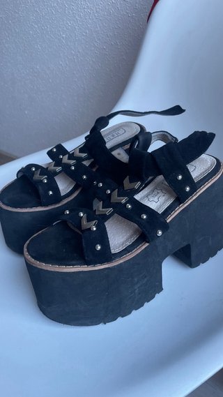 Sandalias Plataforma Negras H&D