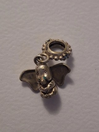Charm Dumbo de Pandora