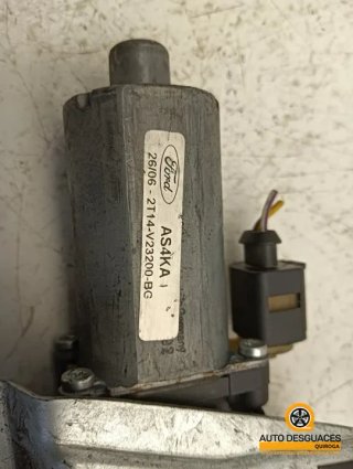 Elevalunas delantero derecho Ford Transit Connect