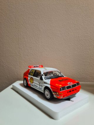Scalextric Lancia Delta HF Integrale Marlboro