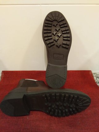 BOTINES DE PIEL KICKERS TALLA 42