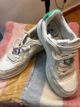 Deportivo niña Zara