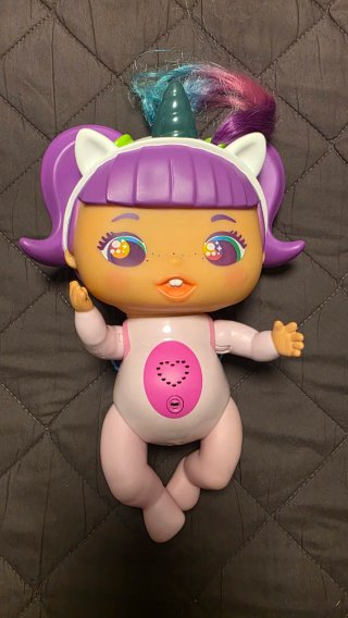 Muñeca Juguete a Pilas