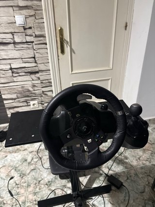 PC Gaming+Monitor+volamte logitec