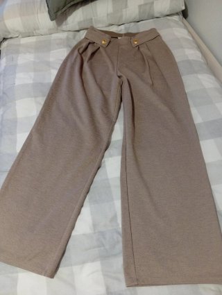 Pantalón ancho beige. Talla S H&M talla amplio