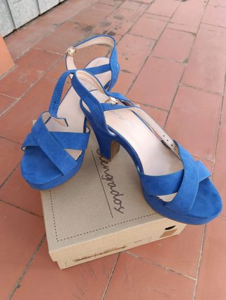 Sandalias de tacón alto azul Ingrados talla 37