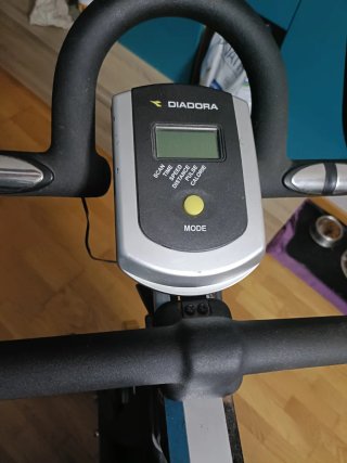 Bicicleta Estática Profesional Diadora