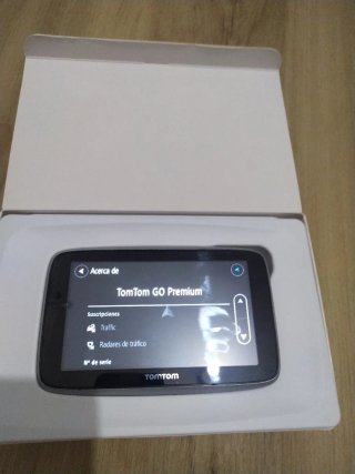 TomTom Go Premium GPS