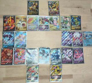 Lote de 23 Cartas Pokémon V, VMAX y más