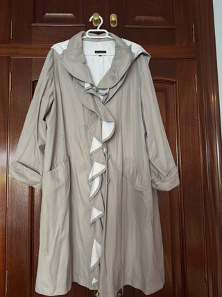 Gabardina Adolfo Domínguez Beige