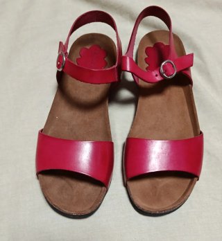 Sandalias de Piel Rojas
