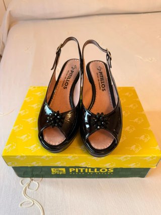 Zapatos de fiesta charol Pitillos Talla 36
