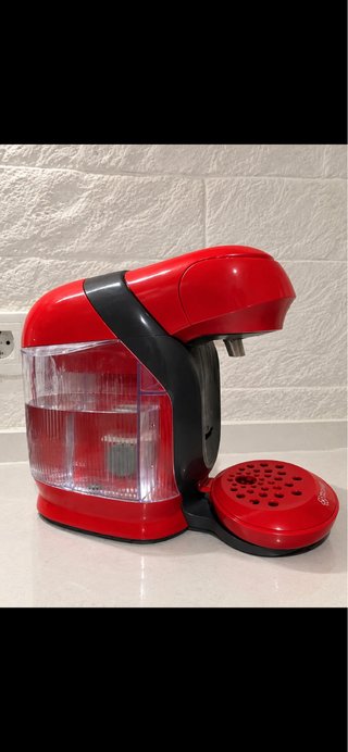 Cafetera Dolce Gusto Roja