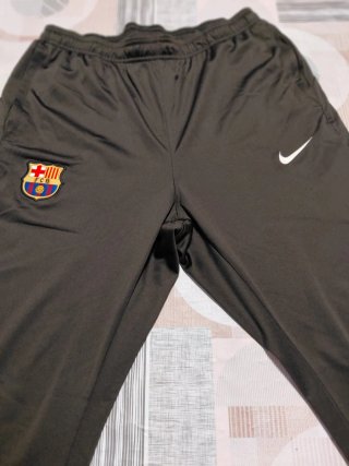 Chándal FC Barcelona Nike Negro ( es autentico)