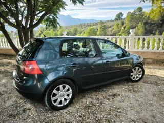Volkswagen Golf 2005
