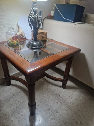 Mesa auxiliar madera y cristal