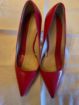 Zapatos de tacón Zara rojos