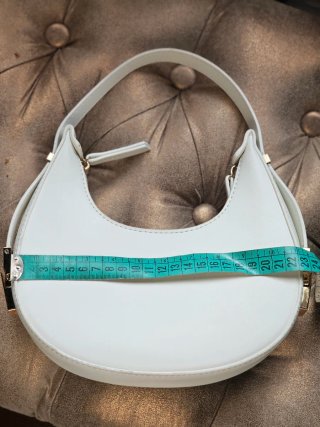 Bolso de hombro blanco