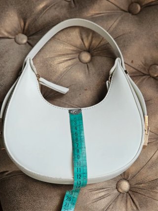 Bolso de hombro blanco