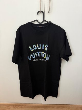 Camiseta Louis Vuitton Negra