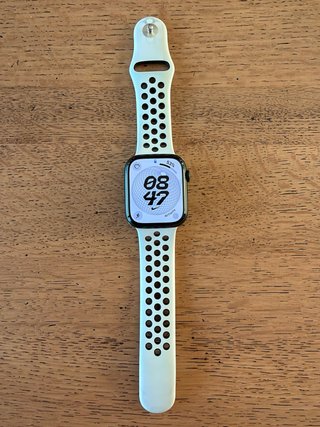 Apple Watch Series 7 45mm