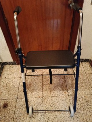 Andador con Asiento
