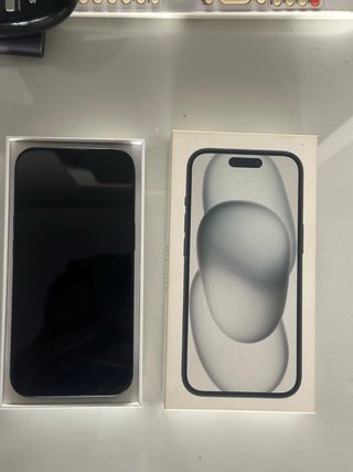 iPhone 15 128GB Negro con Caja
